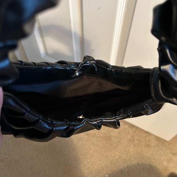 Cute Little Black Purse - Picture 2 of 4